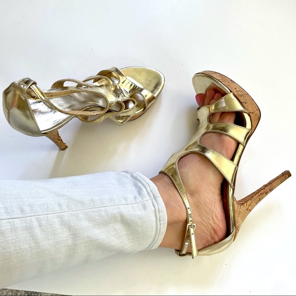 Stuart Weitzman Gold Cork High Heels size 10 - Picture 5 of 14